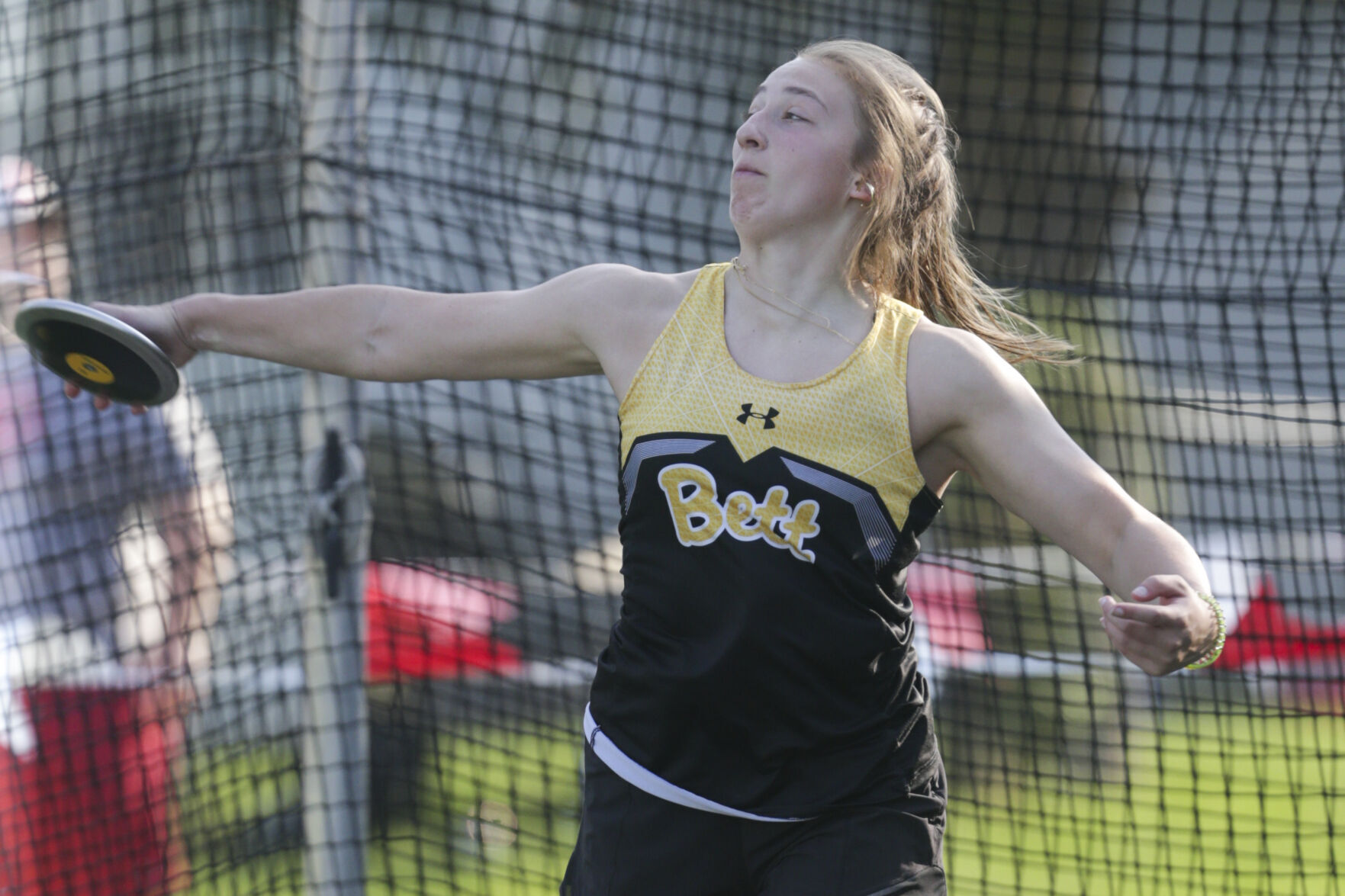 051222-qc-spt-district track-135.jpg